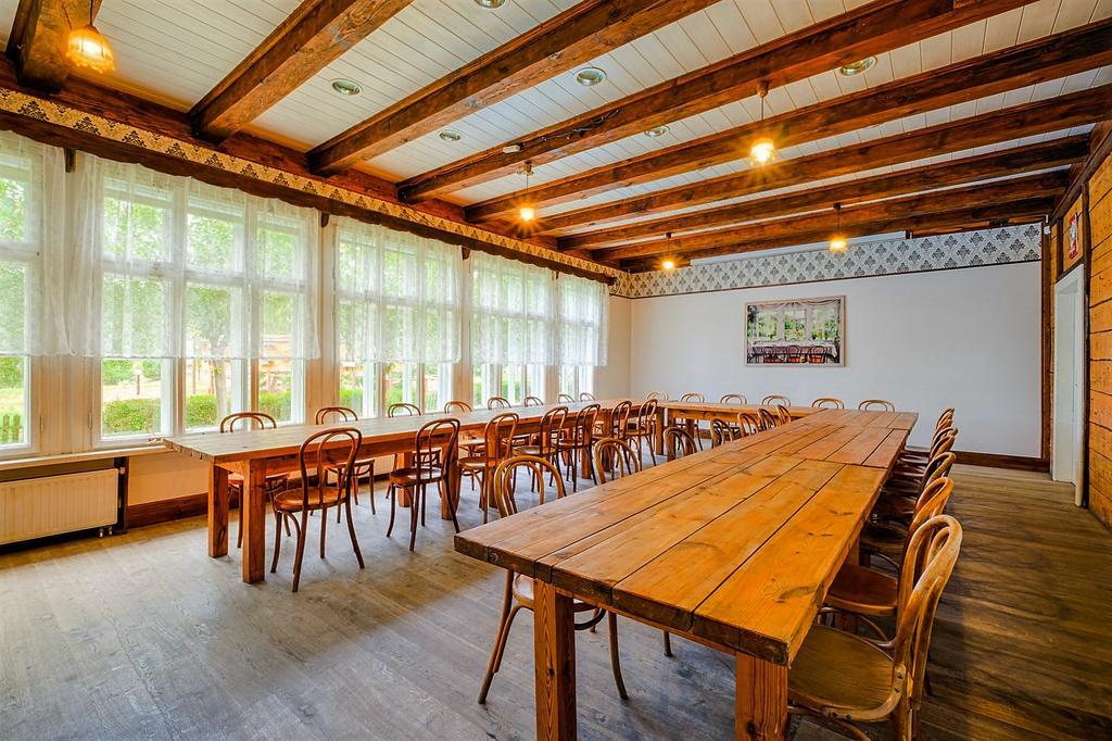 Hotel Nosselia Krzyczki エクステリア 写真